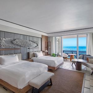 Hibiscus Beachfront Room Twin